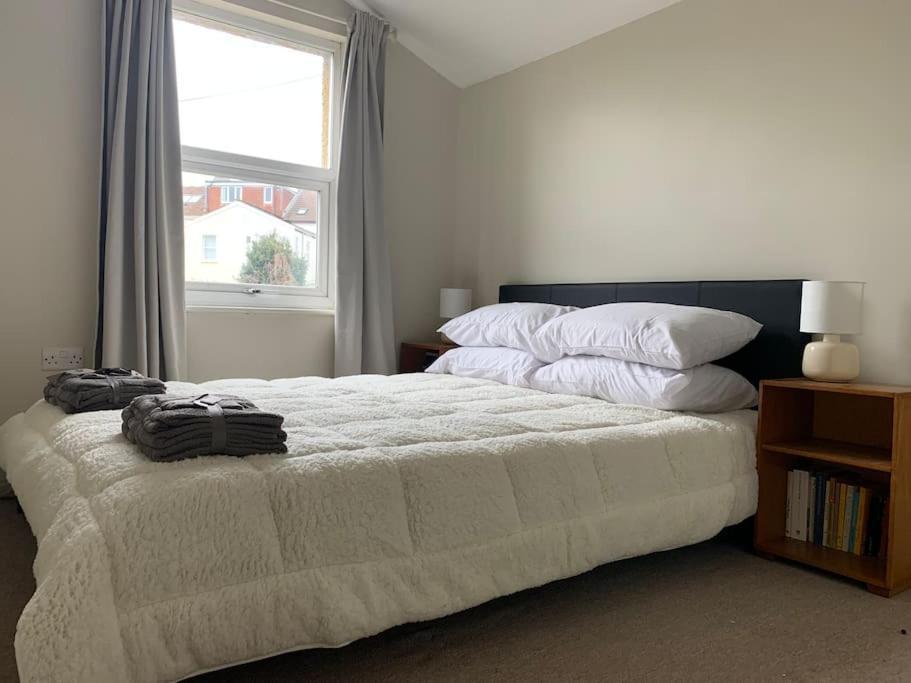 Central 2 Bed Flat. Free Parking Bristol Eksteriør bilde